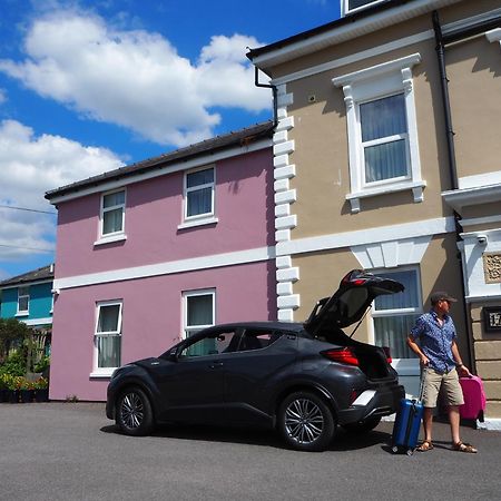 Cotswold Aparthotel Stroud  Exterior photo